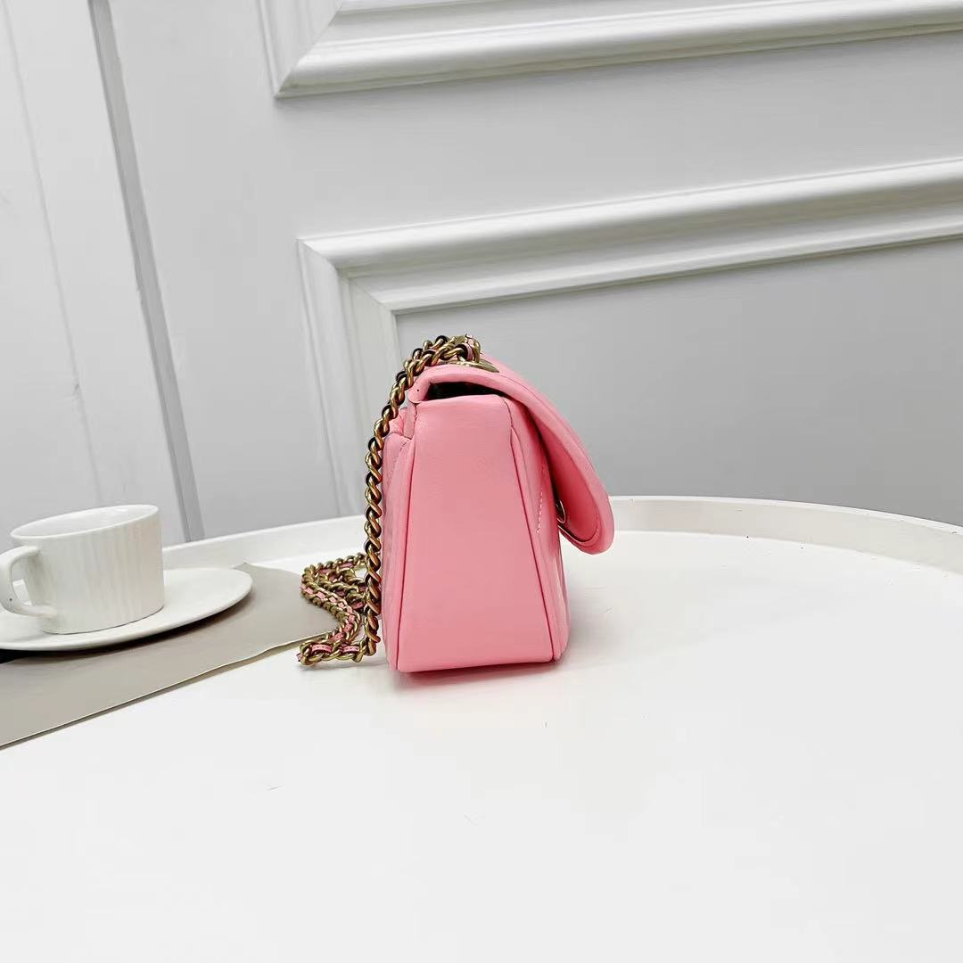 Coach Pillow Madison First-layer Armpit Crossbody Women's Bag - Pink 96327 - Image 4