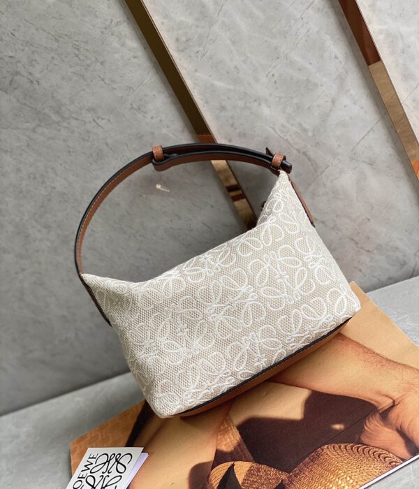 Celine Cubi Embroidered Lunch Large Bag - White 65088 - Image 5