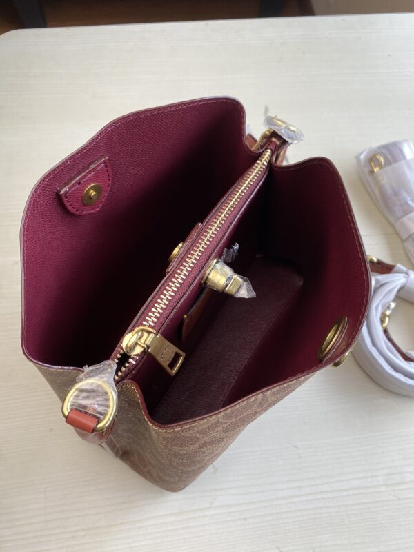 Coach Willow Bucket Small Bucket Bag - Maroon 86511 - Image 2