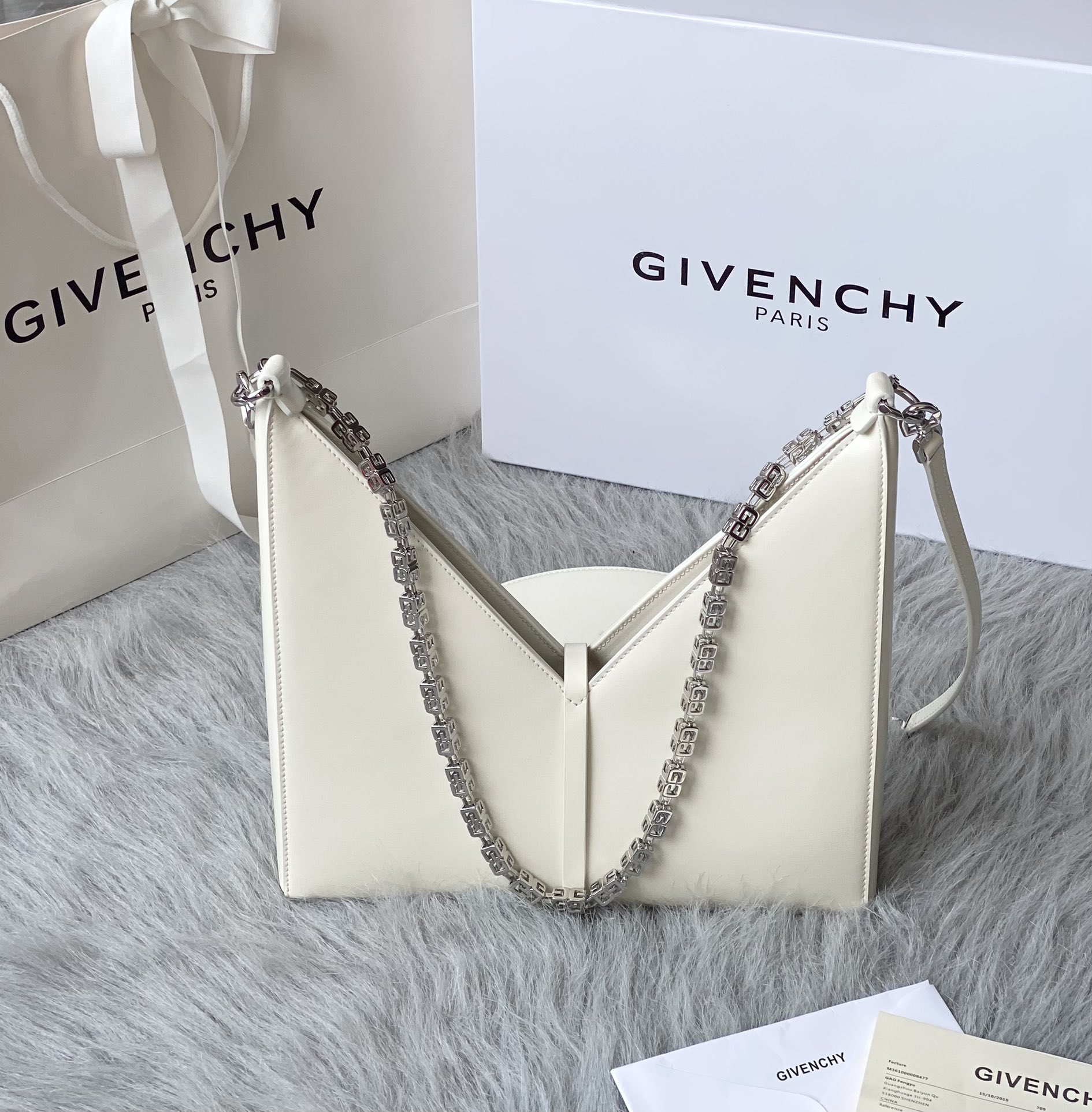 Givenchy V-shaped Cut Out Small Handbag - White 48624 - Image 5