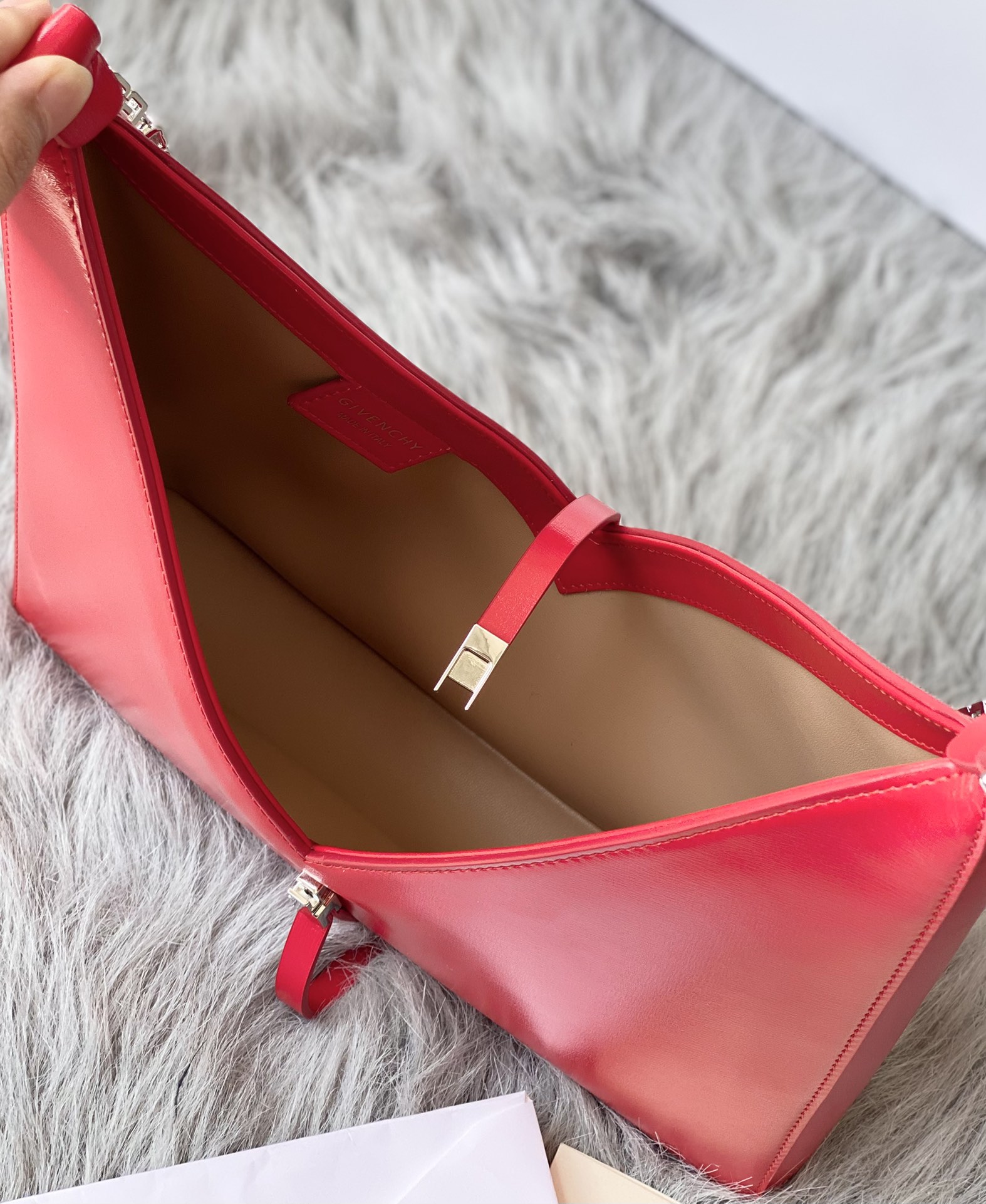Givenchy V-shaped Cut Out Small Handbag - Red 39057 - Image 2
