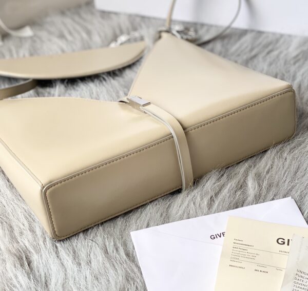 Givenchy V-shaped Cut Out Small Handbag - Cream 78360 - Image 3