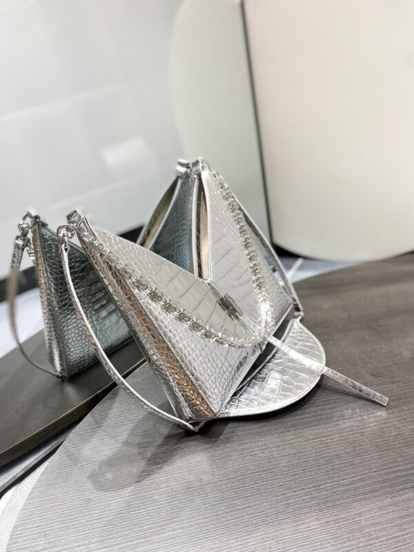 Givenchy Cut-out Chain Small Handbag - Silver 56604 - Image 5