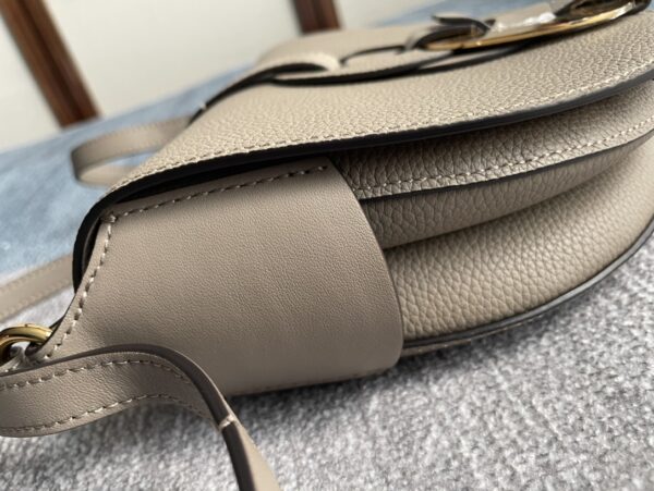 Chloe Darryl Elegant Light Gray Saddle Bag 91646 - Image 4