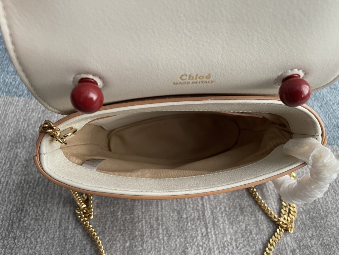 Chloe Small Aby Lock Handbag - Cream 33890 - Image 2