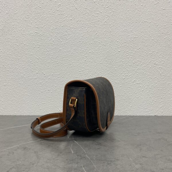 Celine Arc De Triomphe’s Retro Crossbody Handbag 49298 - Image 5