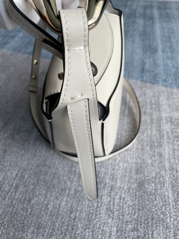 Chloe Kiss Series Handbag - White 40320 - Image 3