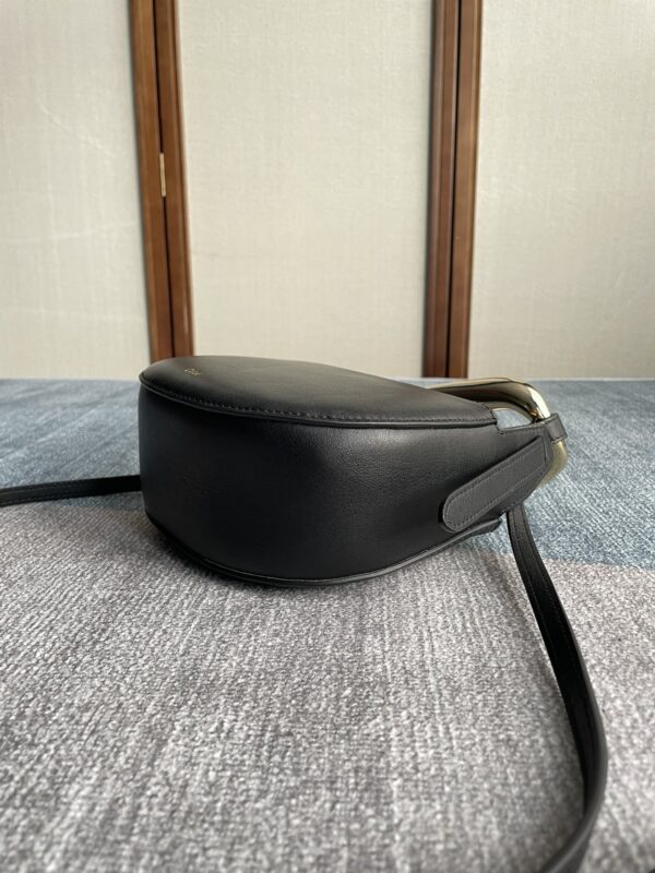Chloe Kiss Series Handbag - Black 77009 - Image 4