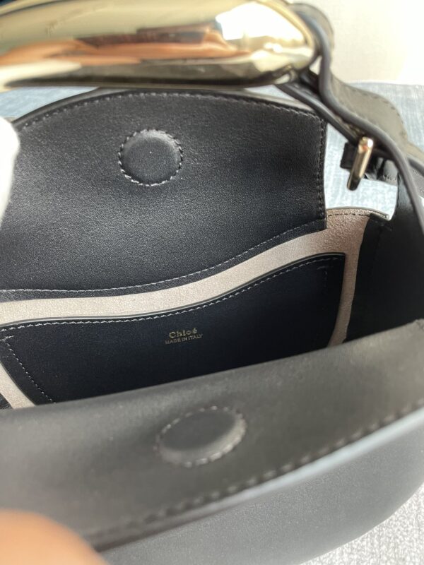 Chloe Kiss Series Handbag - Black 77009 - Image 3