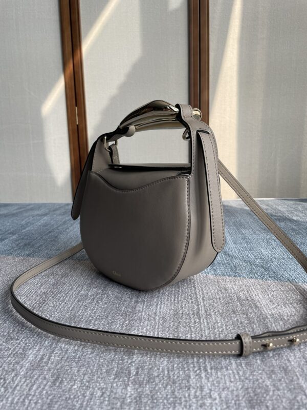 Chloe Kiss Series Handbag - Gray 46956 - Image 4