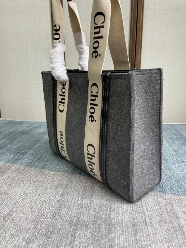 Chloe Woody Medium Tote Bag - Gray 57653 - Image 2