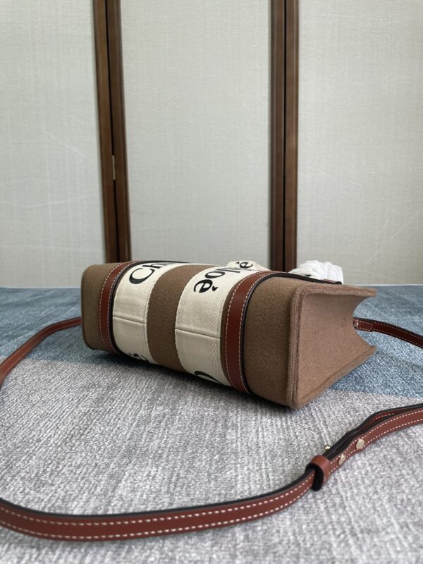 Chloe Woody Small Tote Bag - Brown 26890 - Image 3