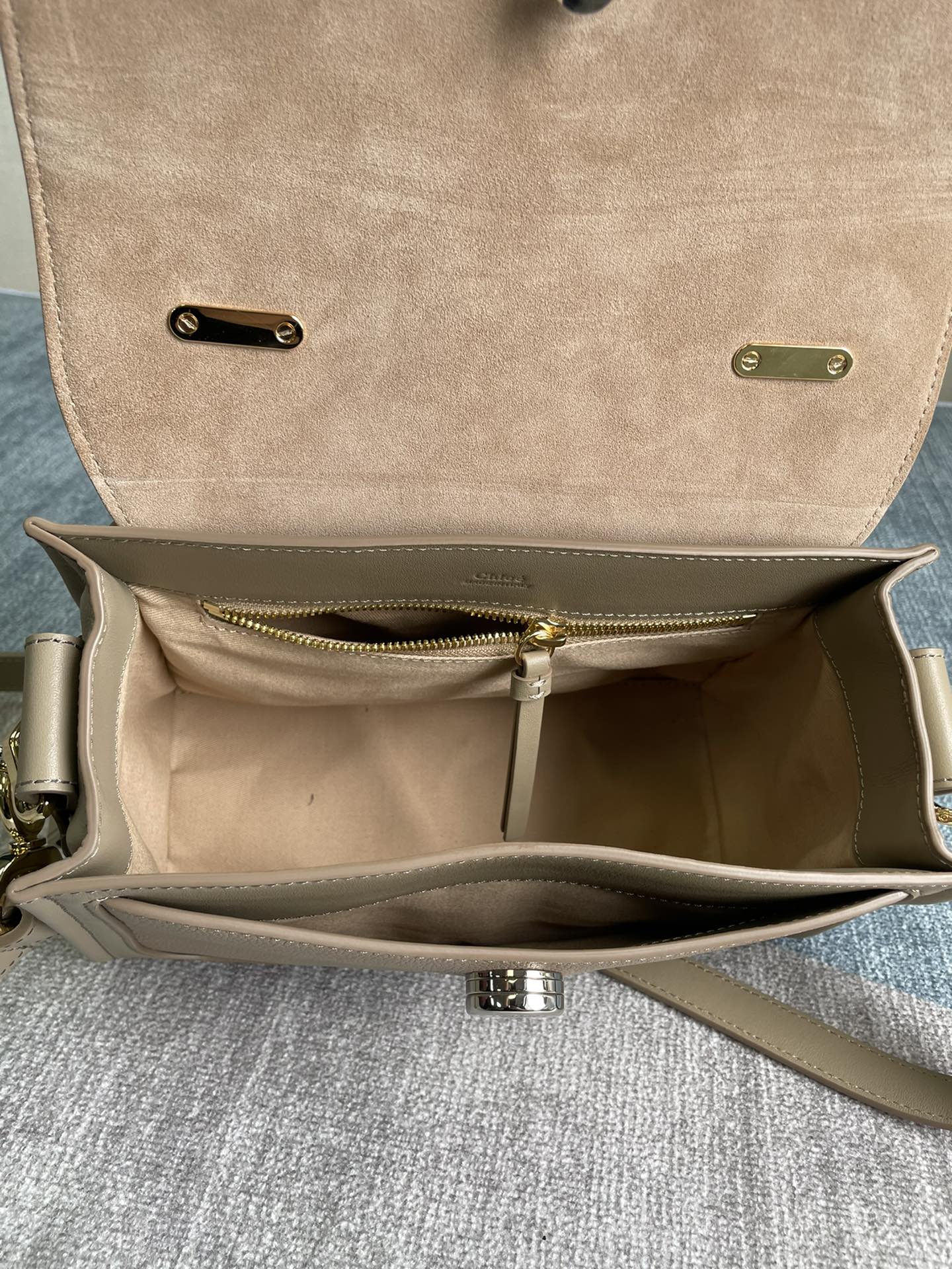 Chloe Tess Day Large Handbag - Elephant Gray 96101 - Image 5