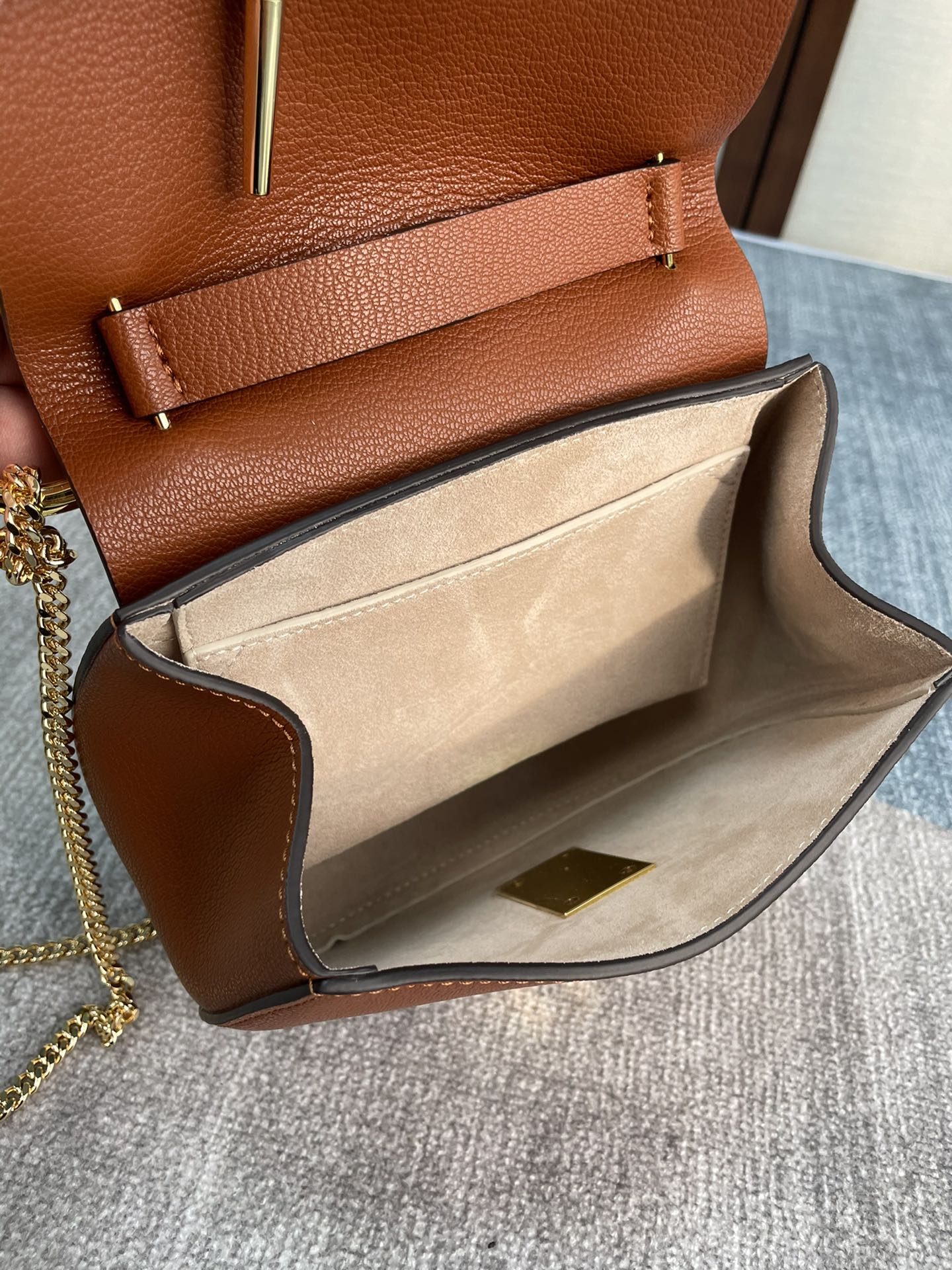 Chloe Mini Drew Piggy Bag - Brown 63367 - Image 2
