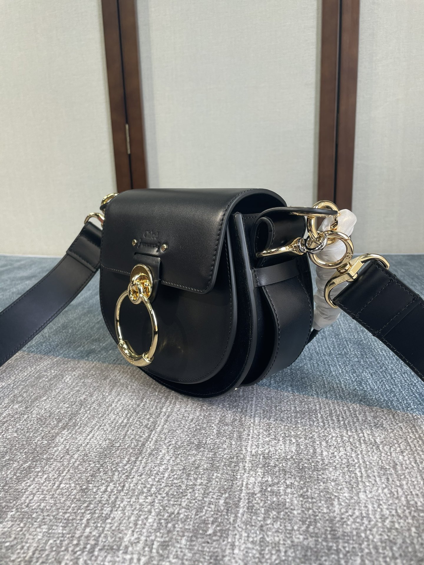 Chloe Tess Saddle Crossbody HandBag - Black 97672 - Image 5
