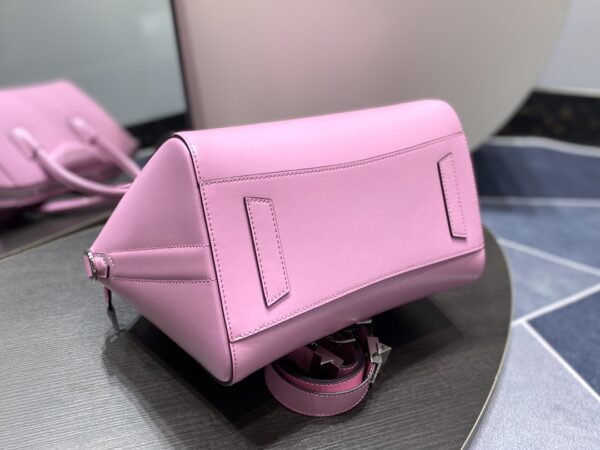 Givenchy Classic Antigona Motorcycle Small Bag - Pink 91086 - Image 5