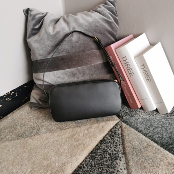 Celine Armpit Shoulder Bag - Black 87072 - Image 5