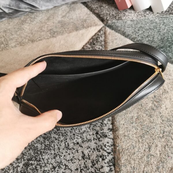 Celine Armpit Shoulder Bag - Black 87072 - Image 2