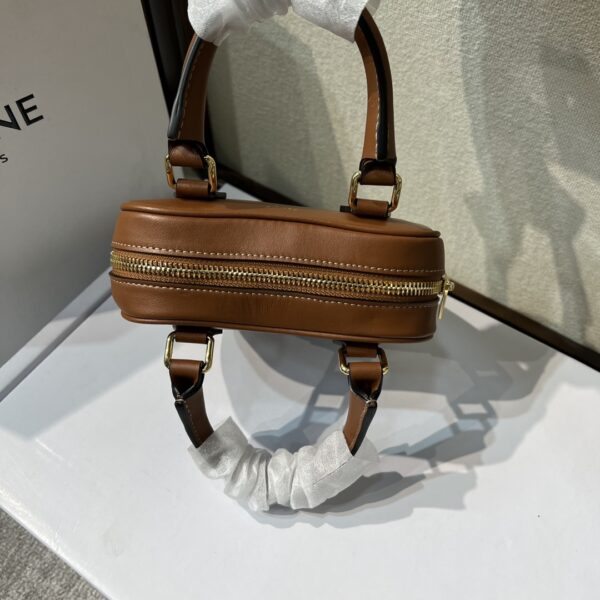 Celine New Year Capsule Series Heart-Shaped Handbag - Brown 39303 - Image 2