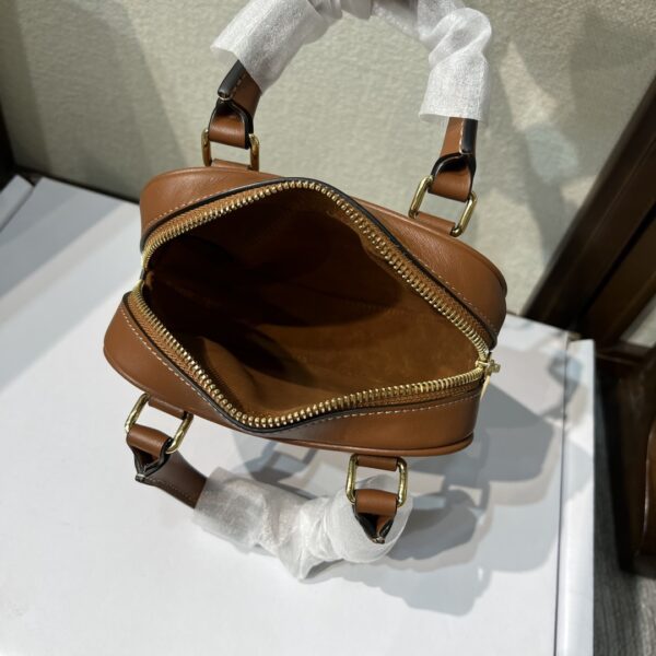 Celine New Year Capsule Series Heart-Shaped Handbag - Brown 39303 - Image 3