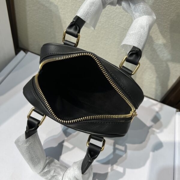 Celine New Year Capsule Series Heart-Shaped Handbag - Black 63426 - Image 2