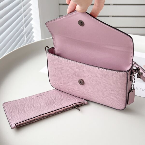Coach One-shoulder Cross-body Letter Envelope Women's Bag - Purple 46140 - Image 2