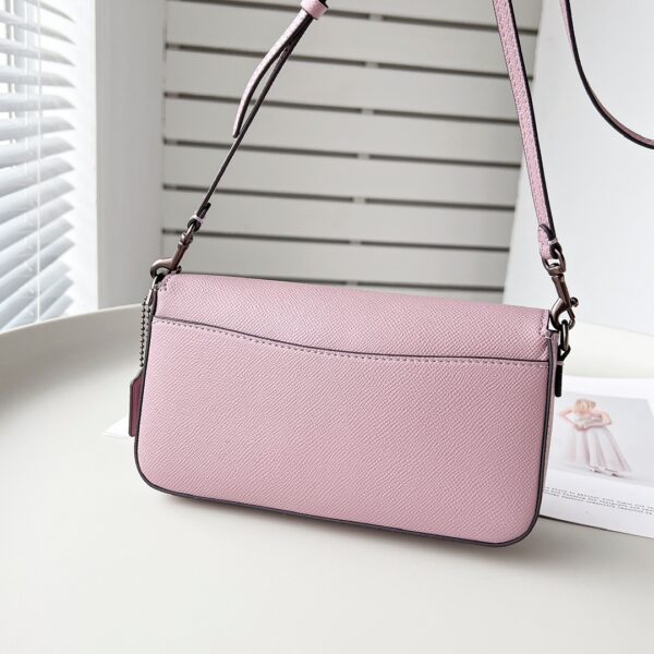 Coach One-shoulder Cross-body Letter Envelope Women's Bag - Purple 46140 - Image 5