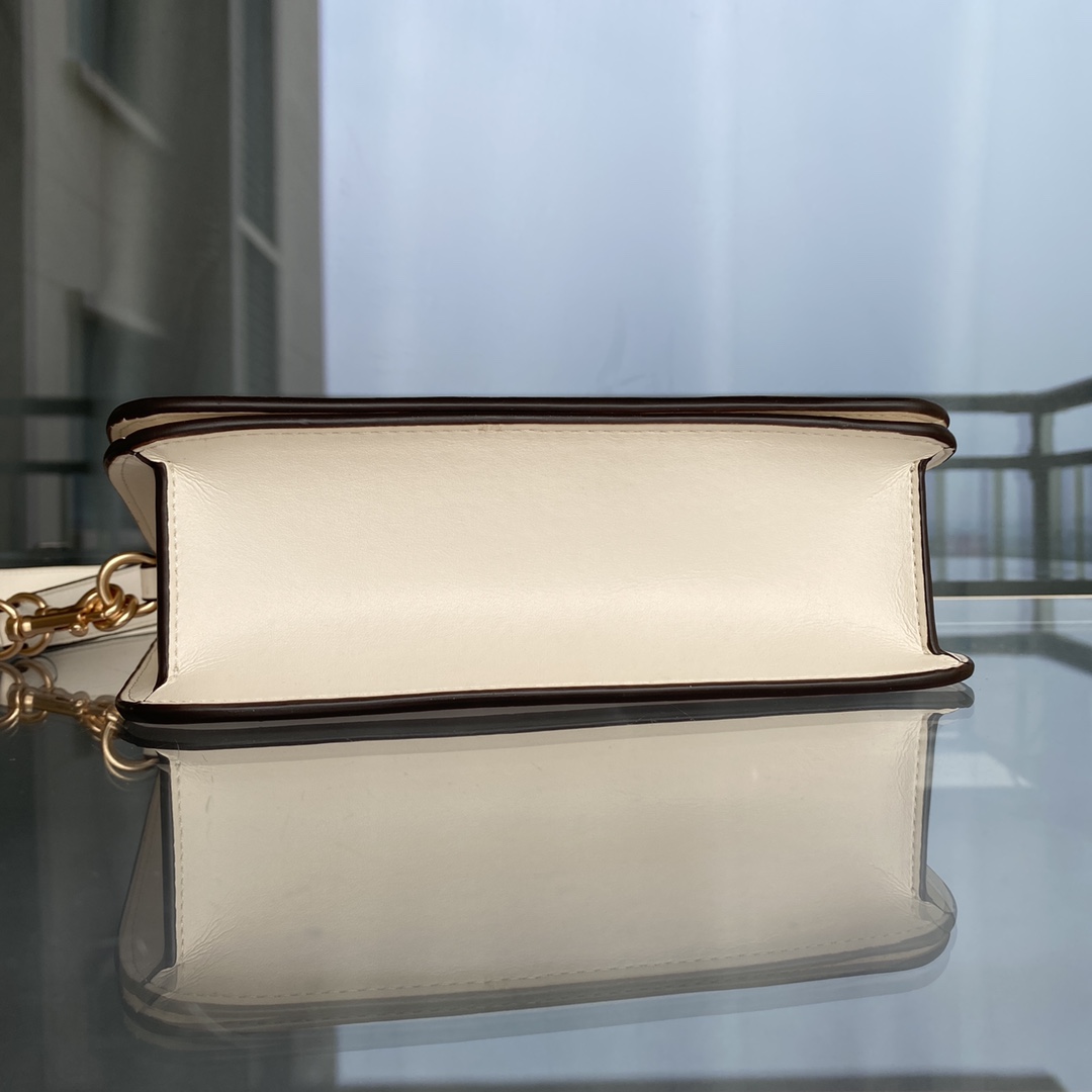 Coach Brynn Armpit Bag - White 68856 - Image 3