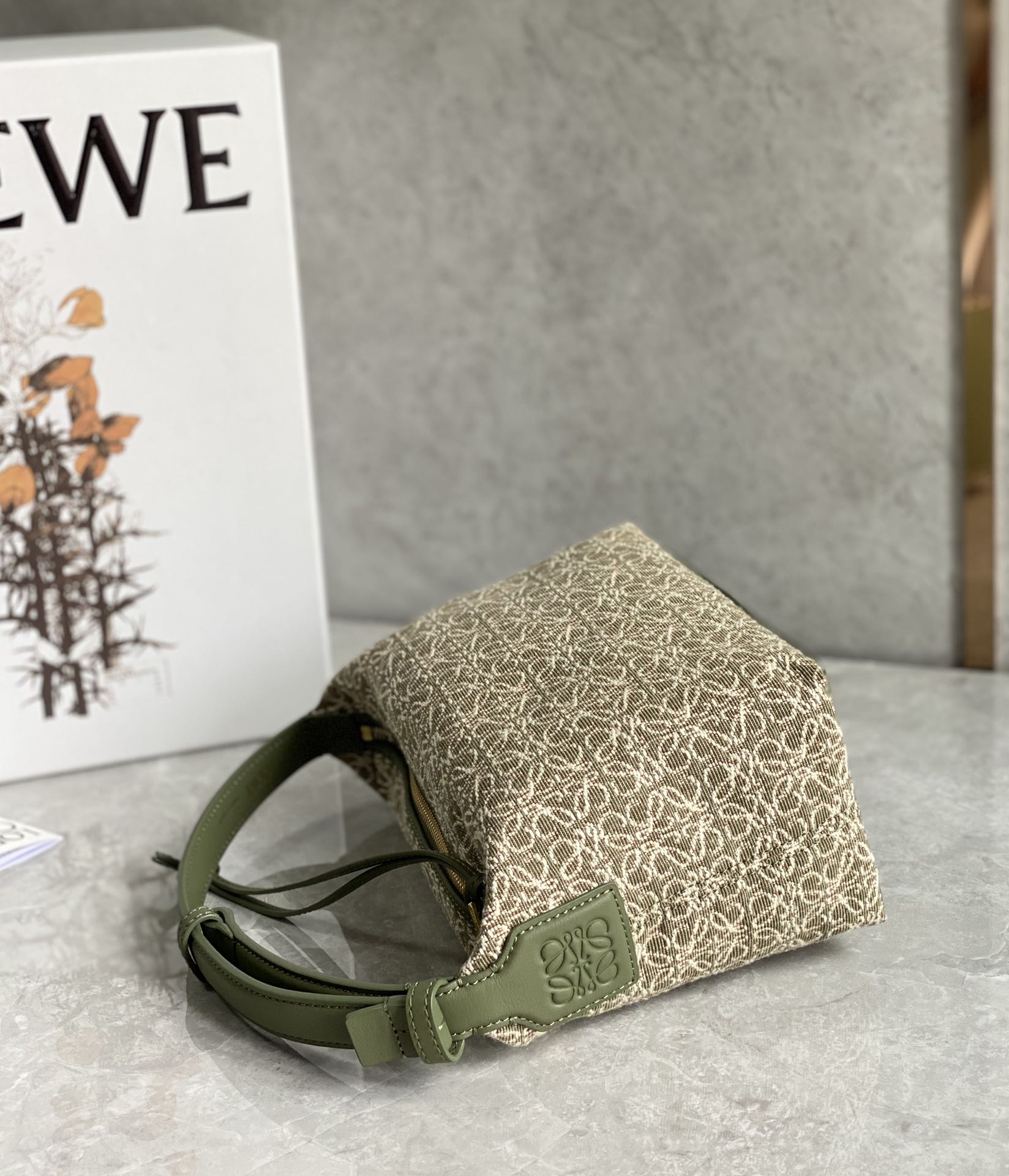 Celine Cubi Embroidered Lunch Small Bag - Cream 56857 - Image 3