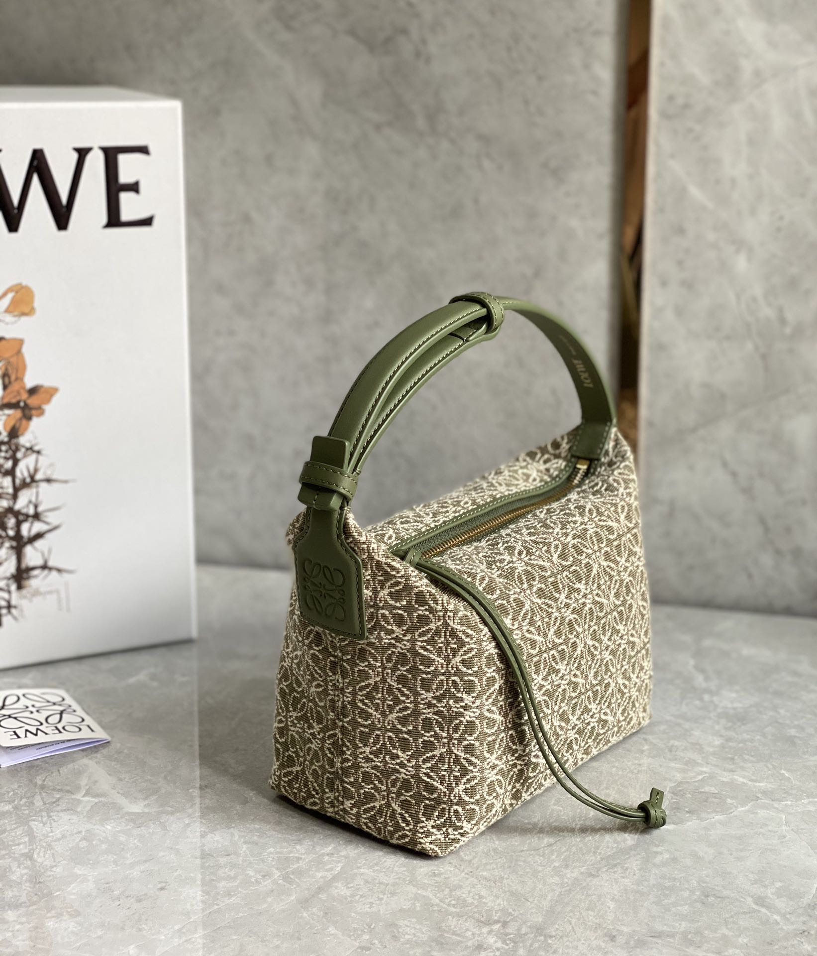 Celine Cubi Embroidered Lunch Small Bag - Cream 56857 - Image 5