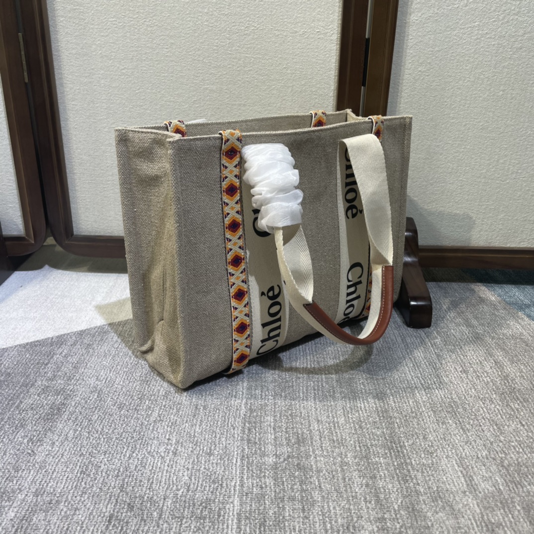 Chloe Woody Diamond Embroidered Medium Tote Bag 24605 - Image 5