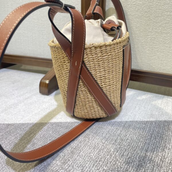 Chloe Concave Shape Basket Bag - Brown 46140 - Image 5