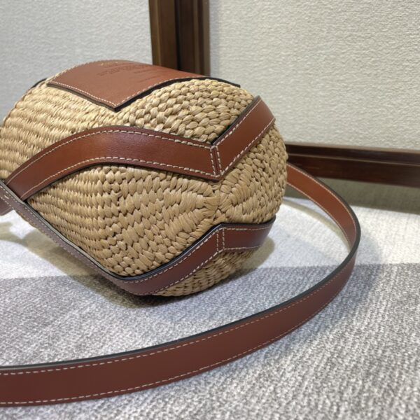 Chloe Concave Shape Basket Bag - Brown 46140 - Image 3