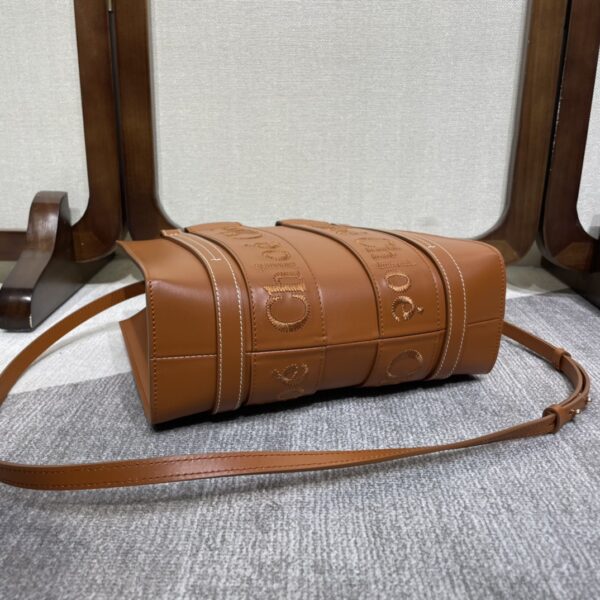 Chloe 22S Woody Large Tote Bag - Brown 11713 - Image 4