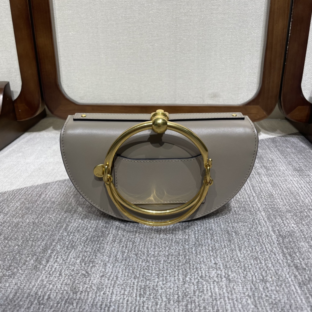 Chloe Nile Catwalk Style Handbag - Elephant Gray 46708 - Image 4