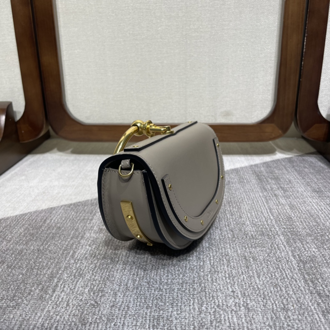 Chloe Nile Catwalk Style Handbag - Elephant Gray 46708 - Image 5