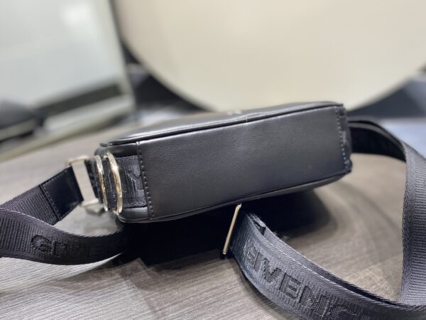 Givenchy "101 Dogs" Pattern G-essentials Camera Bag - Black 80750 - Image 3