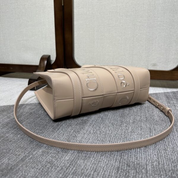 Chloe 22S Woody Small Tote Bag - Cream 65104 - Image 4