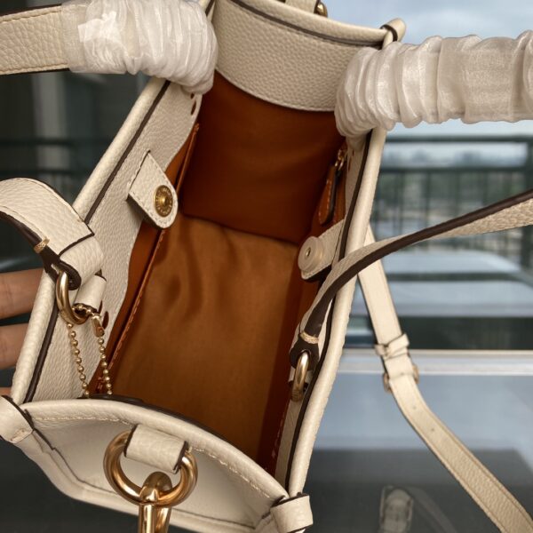 Coach Snoopy Versatile Handbag - White 97048 - Image 2