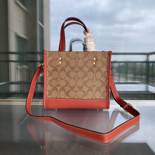 Coach Women's Sydney Small Cornflower Handbag - Red 91372 - Image 5