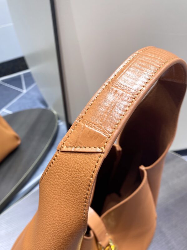 Givenchy G-hobo Medium Size Handbag - Orange 79050 - Image 2