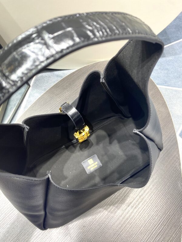 Givenchy G-hobo Medium Size Handbag - Black 11035 - Image 3