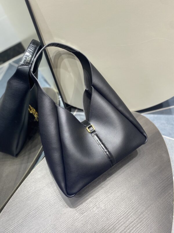 Givenchy G-hobo Medium Size Handbag - Black 11035 - Image 5