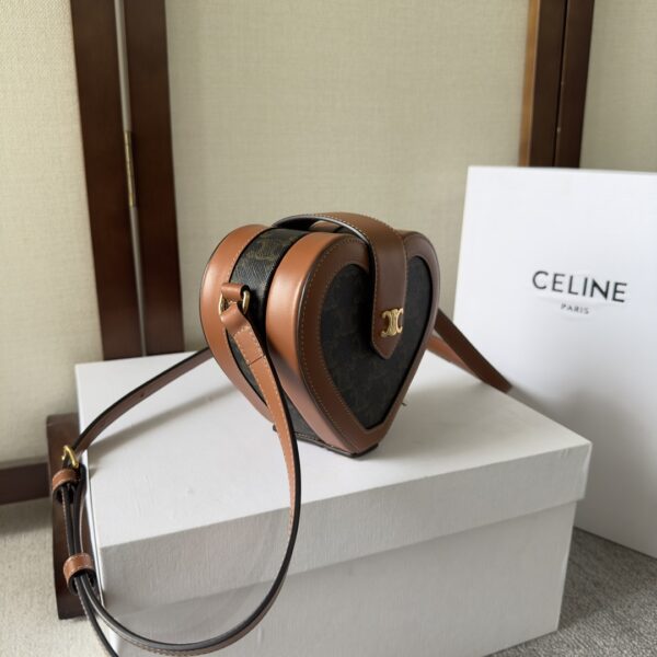 Celine Tambour Heart-shaped Handbag 67151 - Image 5