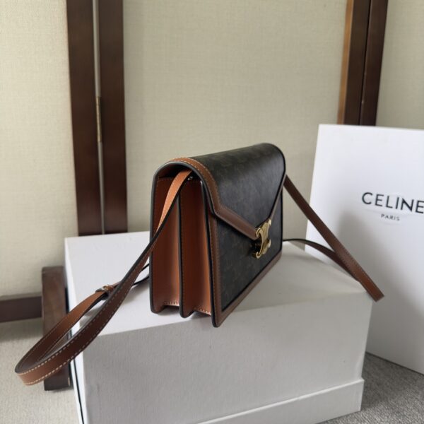 Celine Large Woc Envelope Bag 29829 - Image 5