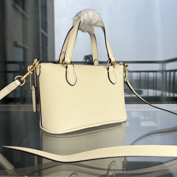 Coach Mini Dumpling Shoulder Crossbody Bag - Off White 15653 - Image 4