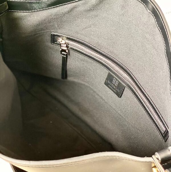 Givenchy Voyou Medium Underarm Bag - Black 69890 - Image 3