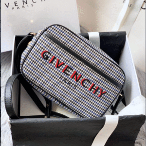 Givenchy BONDD Camera Bag - Black 26640