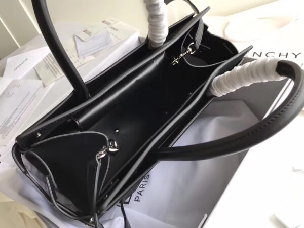 Givenchy Horizon Plain Smooth Leather Handbag - Black 16975 - Image 4