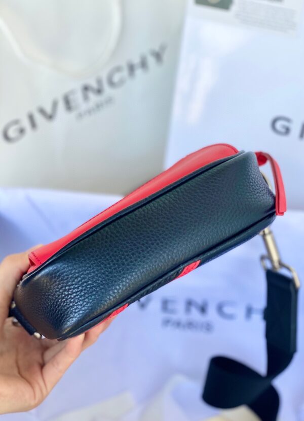 Givenchy Inverted Letter Crossbody/shoulder Bag - Blue/Red 71200 - Image 3